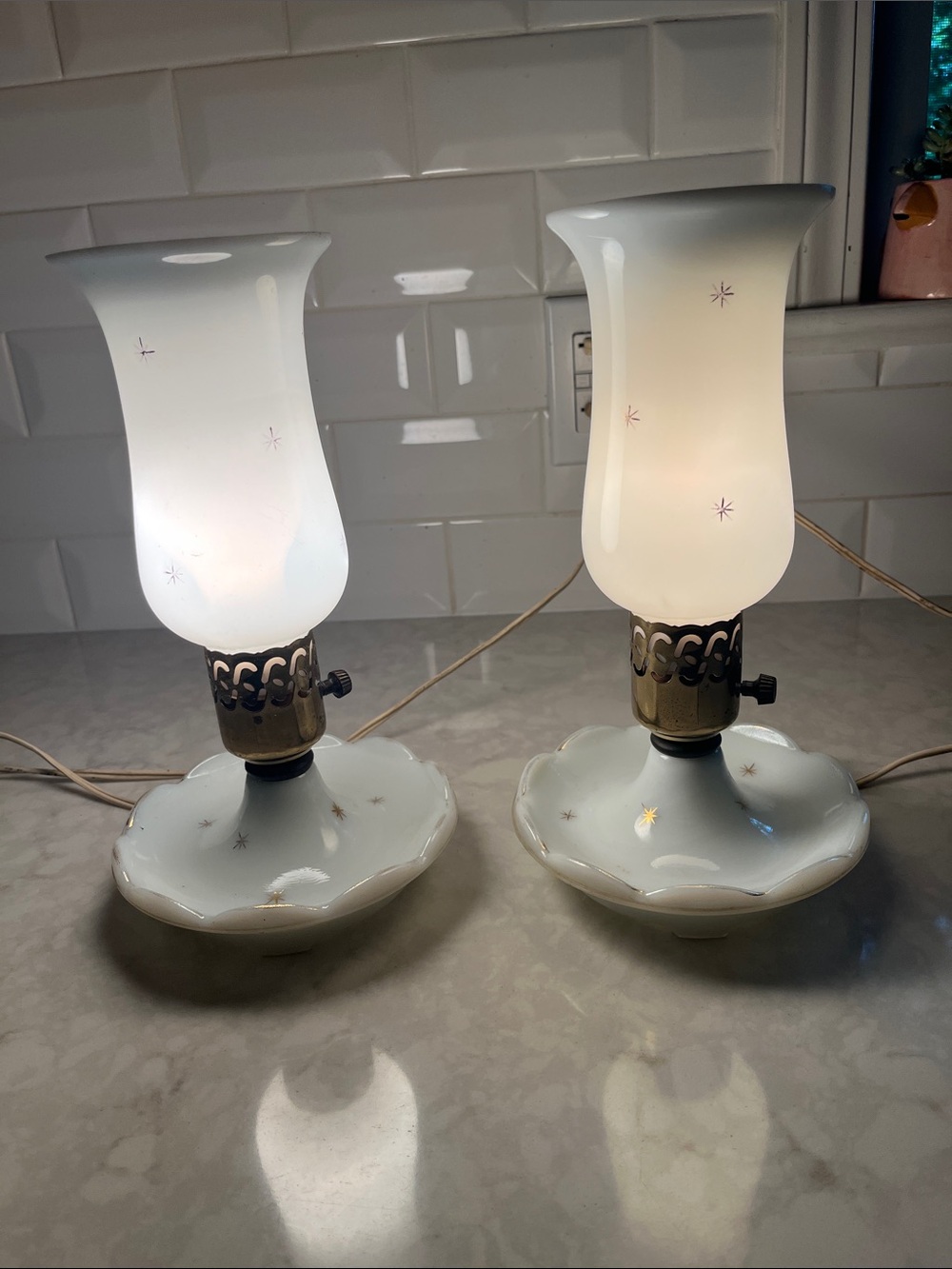 Vintage Milk Glass atomic starburst  Electric Table Lamps (2)